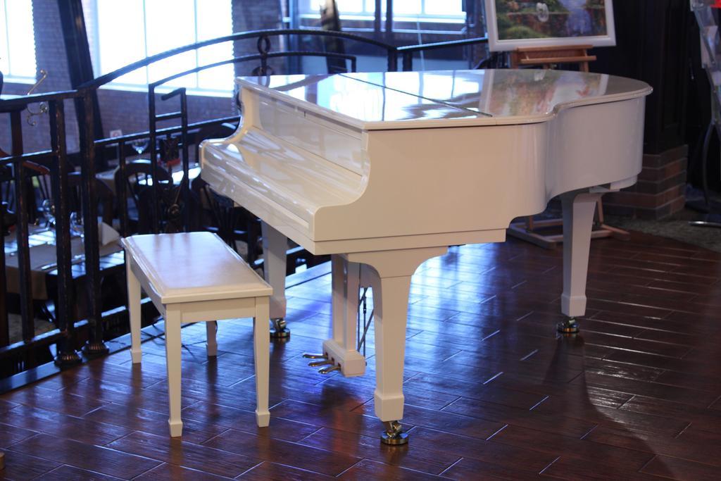 Protsev Park-Hotel Butenko Stable מראה חיצוני תמונה