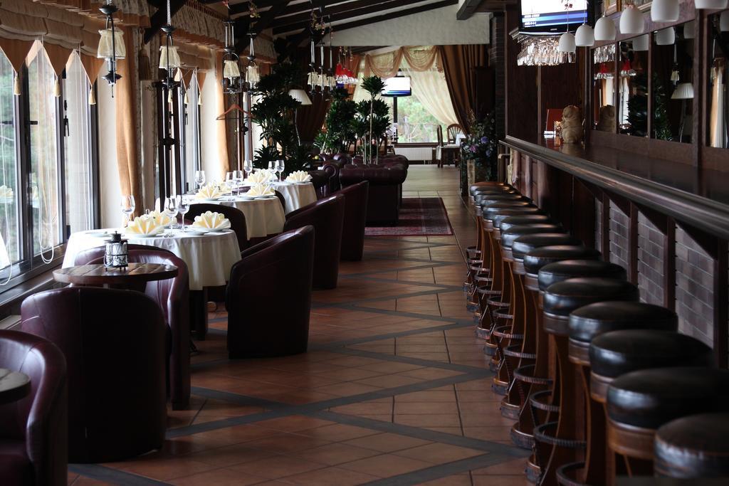 Protsev Park-Hotel Butenko Stable מראה חיצוני תמונה