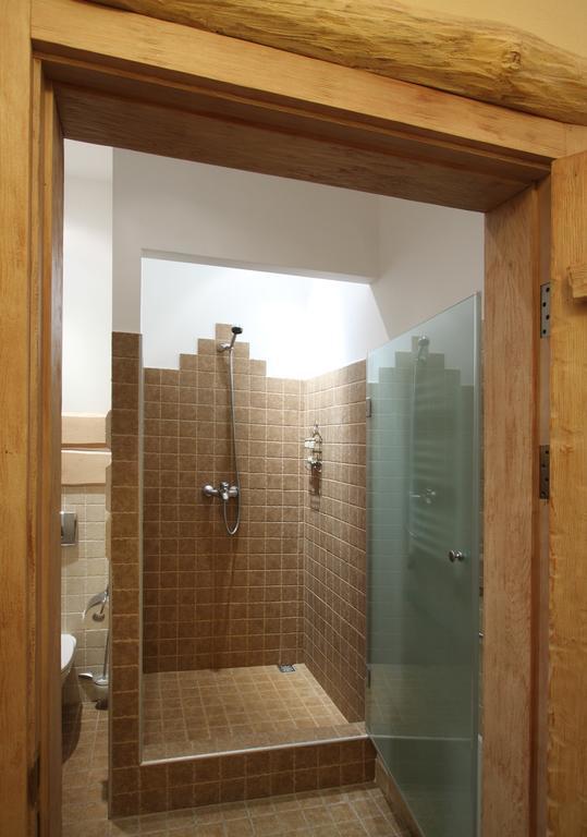 Protsev Park-Hotel Butenko Stable מראה חיצוני תמונה